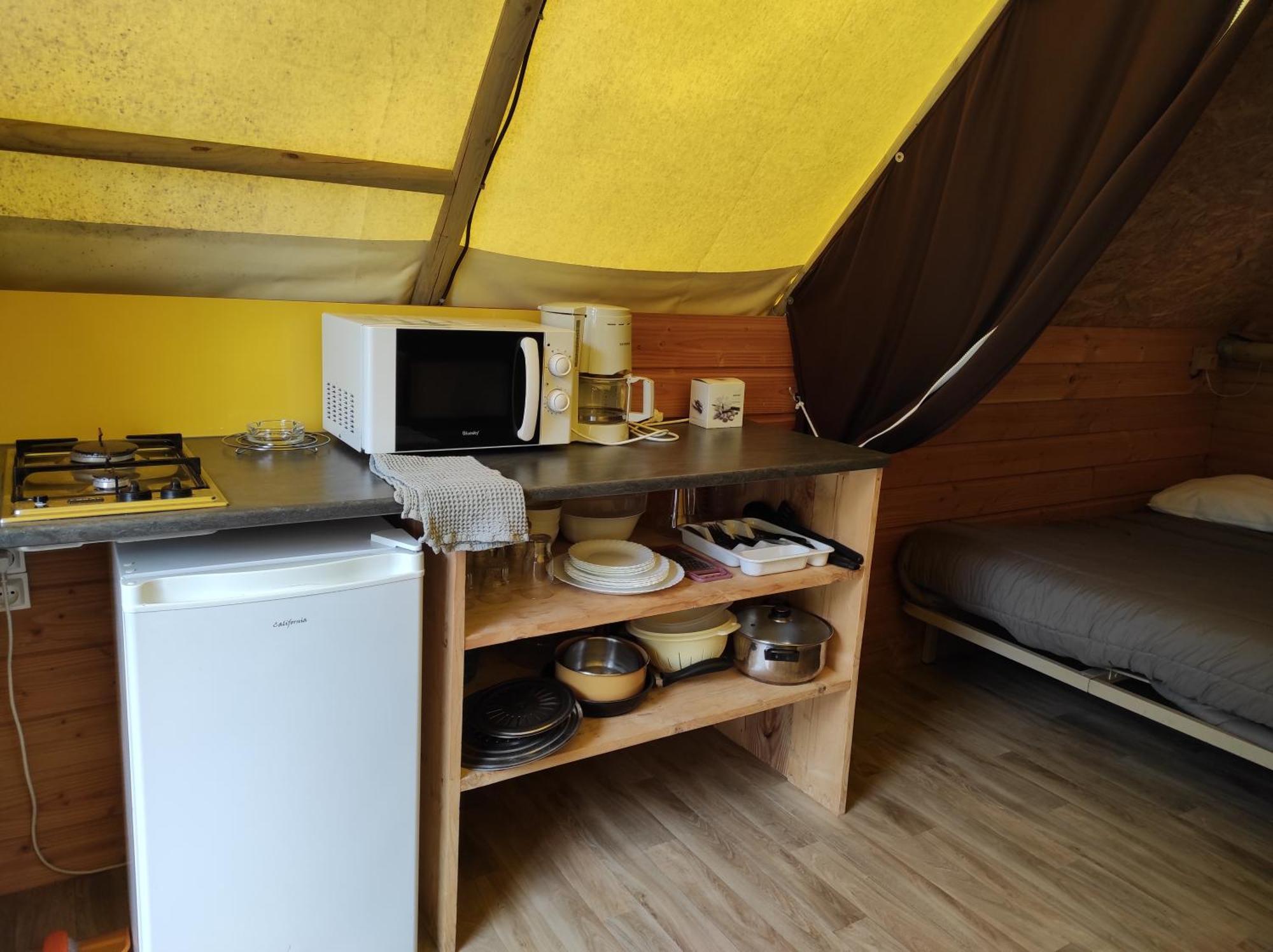 Camping Le Rouge Gorge **** 10' Puy Du Fou 생 로랭 쉬르 세브르 외부 사진